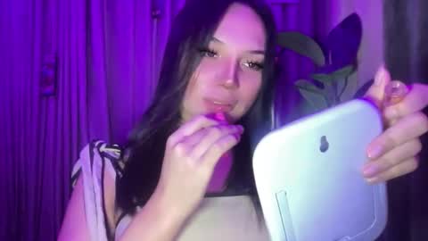 UR GIRL NEXTDOOR online show from April 9, 2026, 7:47 am