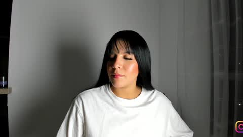 Snapshot of mysteyes chatting on January 24, 2025, 3:43 am Elena online show from January 24, 2025, 3:43 am