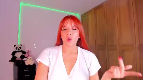 Snapshot of mysteyes chatting on March 7, 2025, 12:37 am Elena online show from March 7, 2025, 12:37 am