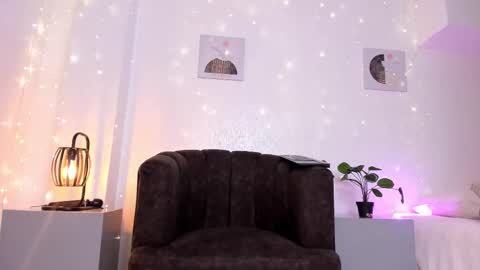 Snapshot of mystic_carito chatting on September 15, 2025, 8:53 pm mystic carito online show from September 15, 2025, 8:53 pm