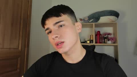 Evan Brown online show from October 26, 2025, 11:09 pm