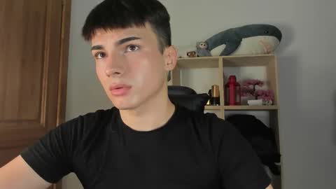 Evan Brown online show from November 9, 2025, 10:35 am