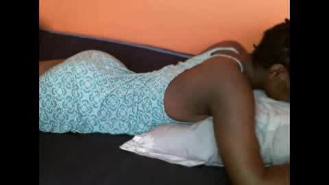 mystic_linna online show from January 23, 2025, 1:02 pm