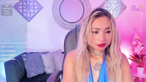 mystic_nova_ online show from March 25, 2026, 11:27 am