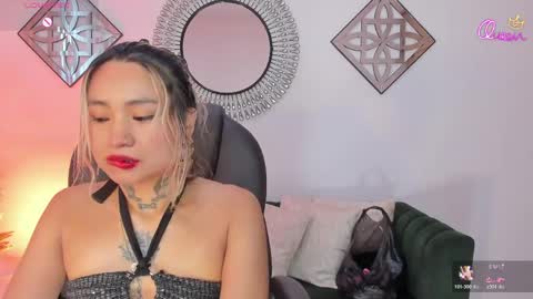 mystic_nova_ online show from April 5, 2026, 11:29 am