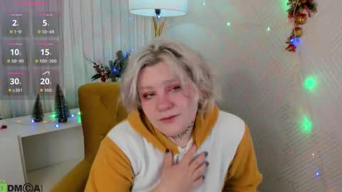 Snapshot of mystiica chatting on December 22, 2025, 7:38 am mystiica online show from December 22, 2025, 7:38 am