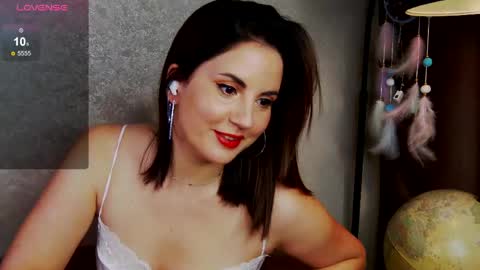 Angeline online show from April 10, 2026, 7:40 pm