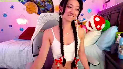MySweetSofie online show from February 21, 2025, 5:13 am