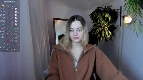 Snapshot of n0_nude chatting on February 13, 2025, 3:39 am Eva online show from February 13, 2025, 3:39 am