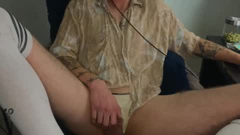 Snapshot of n0lly93 chatting on May 5, 2026, 7:33 pm n0lly93 online show from May 5, 2026, 7:33 pm
