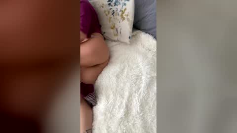 Snapshot of n946394 chatting on March 2, 2026, 2:24 pm n946394 online show from March 2, 2026, 2:24 pm