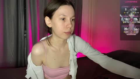 Vanessa and Julia  online show from January 23, 2025, 10:33 pm