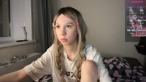 Vanessa and Julia  online show from February 26, 2025, 8:22 pm