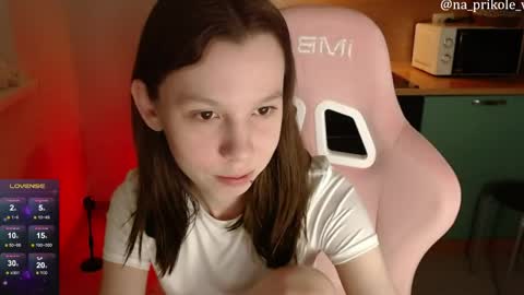 Vanessa and Julia  online show from April 18, 2026, 7:58 pm