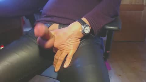 naaapa online show from February 20, 2025, 8:17 am