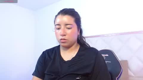 Snapshot of naanaky_tay chatting on October 16, 2025, 11:55 am TARA online show from October 16, 2025, 11:55 am