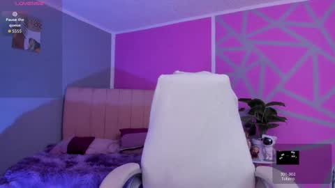 anny online show from September 27, 2025, 7:19 pm