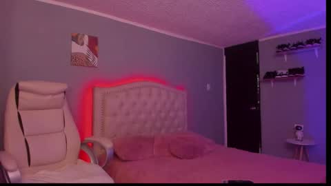 anny online show from March 11, 2026, 1:44 am