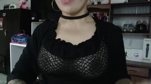 Nadia  online show from February 2, 2025, 6:48 am