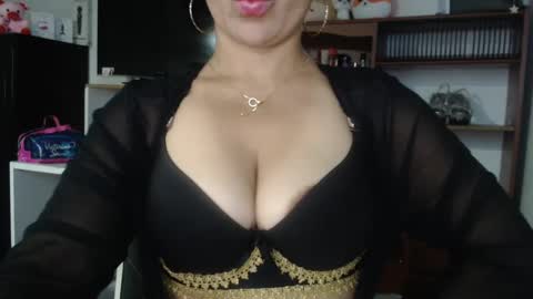 Nadia  online show from March 8, 2025, 6:54 am