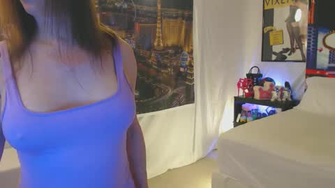 Snapshot of nadia_vixen chatting on February 11, 2025, 6:55 pm Nadia Vixen online show from February 11, 2025, 6:55 pm