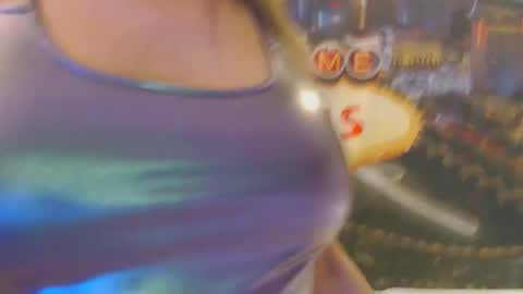 Snapshot of nadia_vixen chatting on March 3, 2025, 9:48 pm Nadia Vixen online show from March 3, 2025, 9:48 pm