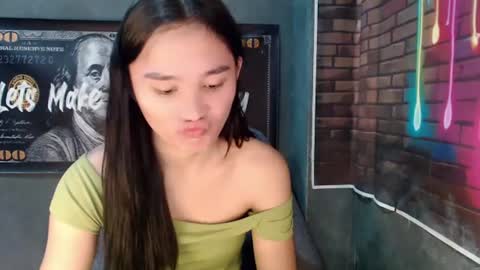 Snapshot of nadiestar chatting on June 18, 2026, 12:33 am nadiestar online show from June 18, 2026, 12:33 am