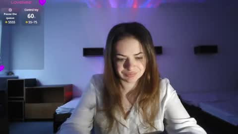 nadiiamorgun online show from February 14, 2025, 6:12 am