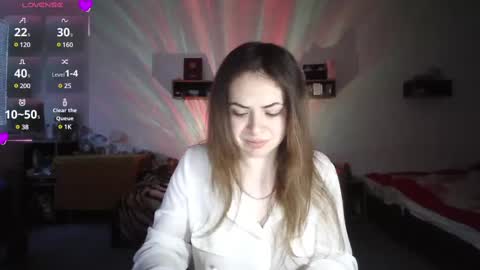nadiiamorgun online show from March 9, 2025, 4:33 pm