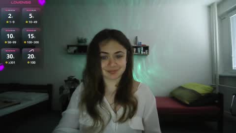 nadiiamorgun online show from March 12, 2025, 6:07 am