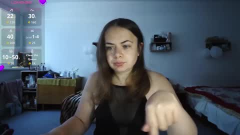 nadiiamorgun online show from September 15, 2025, 5:29 am