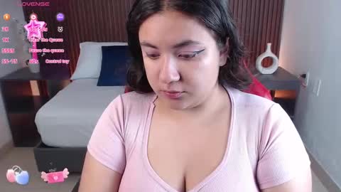 Nadine online show from December 3, 2024, 7:11 pm