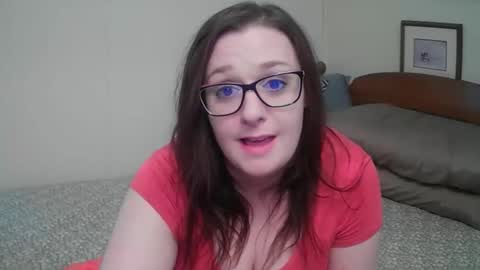 Snapshot of nadya_nextdoor chatting on April 4, 2026, 5:43 pm Nadya nextdoor online show from April 4, 2026, 5:43 pm
