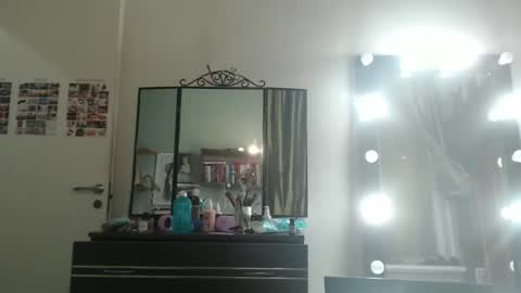nadyagt online show from April 19, 2026, 7:38 pm