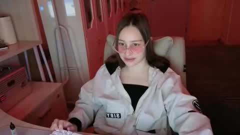 Snapshot of naebina chatting on October 14, 2025, 8:26 am naebina online show from October 14, 2025, 8:26 am