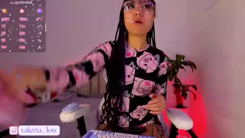  Valeria  online show from October 4, 2025, 1:36 am