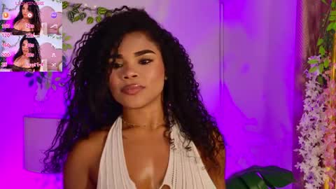 NahiaraReina  online show from April 8, 2026, 1:55 pm