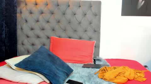 nahirobyy ebonyy online show from February 28, 2026, 6:09 pm