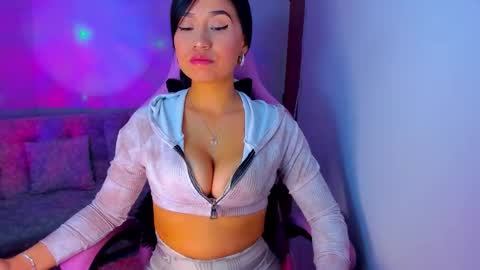 Nahome online show from September 20, 2025, 2:01 am