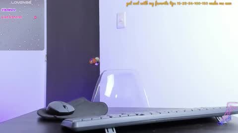 Snapshot of nahomiblakee chatting on October 8, 2025, 6:38 pm Nahomi Carol online show from October 8, 2025, 6:38 pm