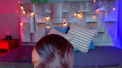 Snapshot of nahomicampbell_ chatting on February 27, 2026, 7:58 pm VICTORIA online show from February 27, 2026, 7:58 pm