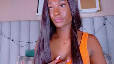  VICTORIA  online show from March 25, 2026, 7:53 pm