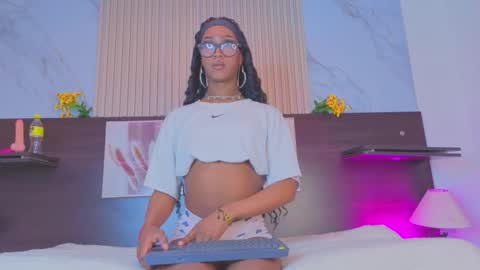 Snapshot of nahomy_james25 chatting on October 5, 2025, 10:40 pm nahomy_james25 online show from October 5, 2025, 10:40 pm