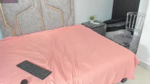 nahomycarterr online show from October 3, 2025, 7:55 pm