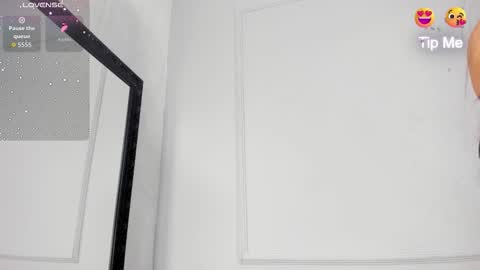 nahomycarterr online show from February 11, 2026, 11:48 am