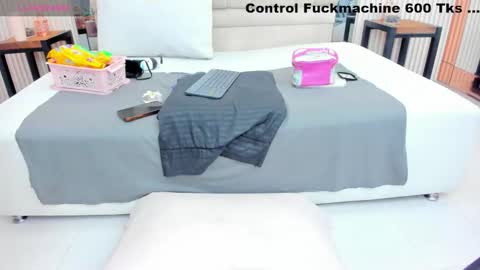 Nahomye online show from October 14, 2025, 3:07 am