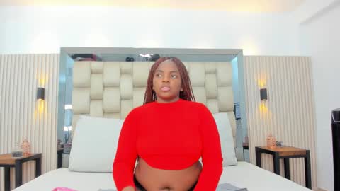 Nahomye online show from November 7, 2025, 3:17 am