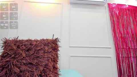 Nahomy online show from January 8, 2025, 10:27 pm