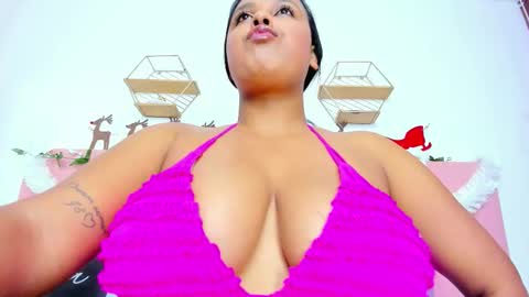 Snapshot of nahomygrey_ chatting on December 20, 2025, 8:16 pm Nahomy online show from December 20, 2025, 8:16 pm