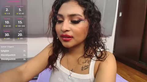 Naia online show from September 11, 2025, 7:47 pm